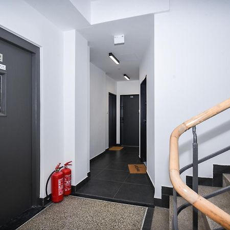 City Center Studio - Comfy & Modern Bratislava Extérieur photo