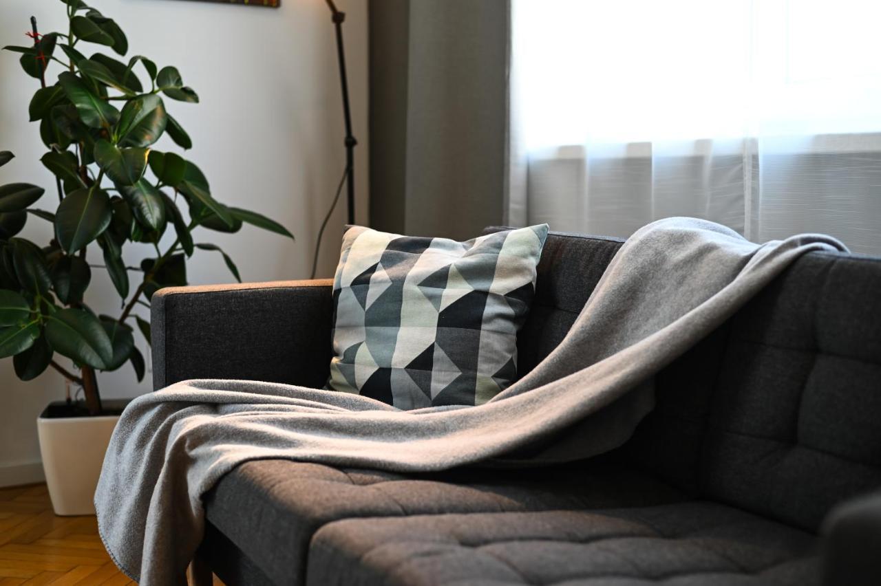 City Center Studio - Comfy & Modern Bratislava Extérieur photo