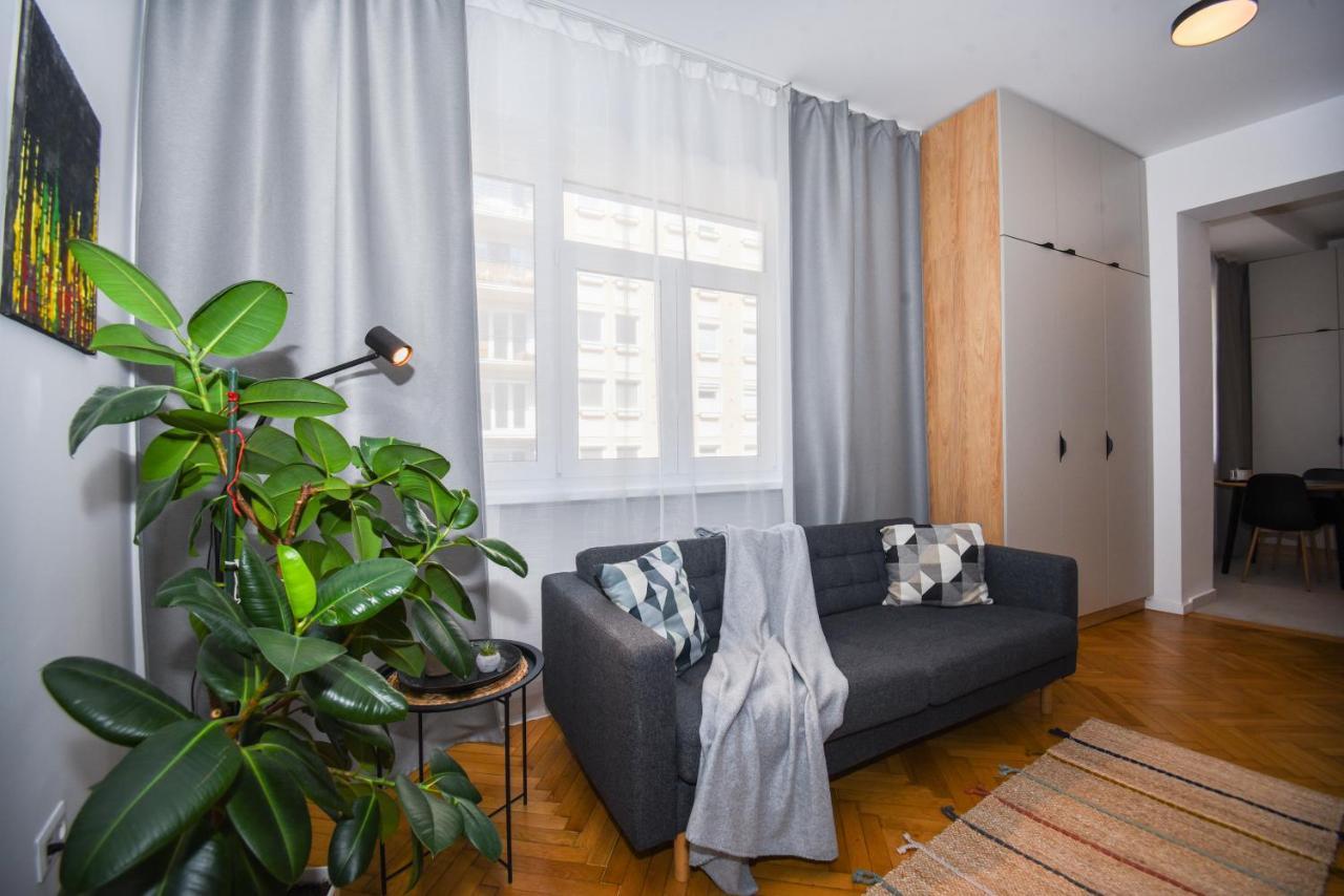 City Center Studio - Comfy & Modern Bratislava Extérieur photo