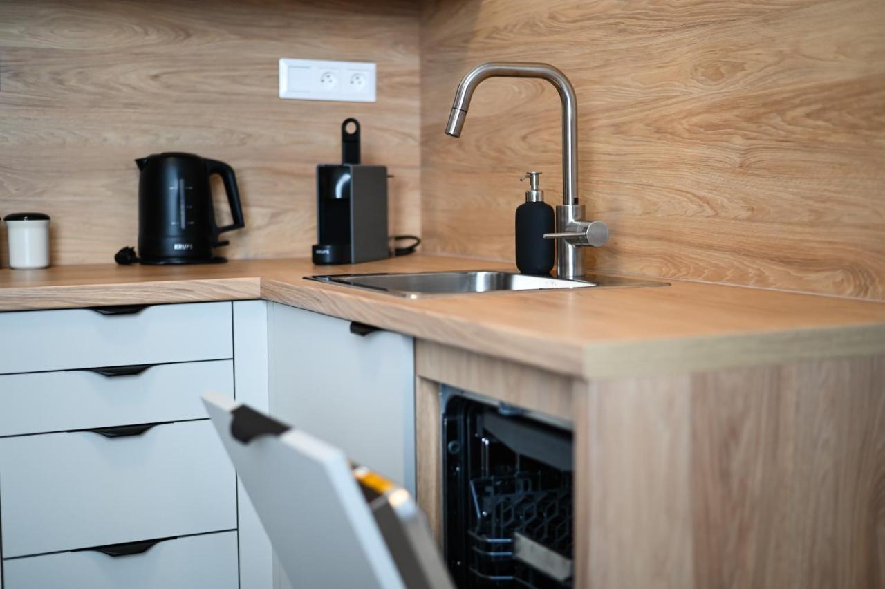 City Center Studio - Comfy & Modern Bratislava Extérieur photo