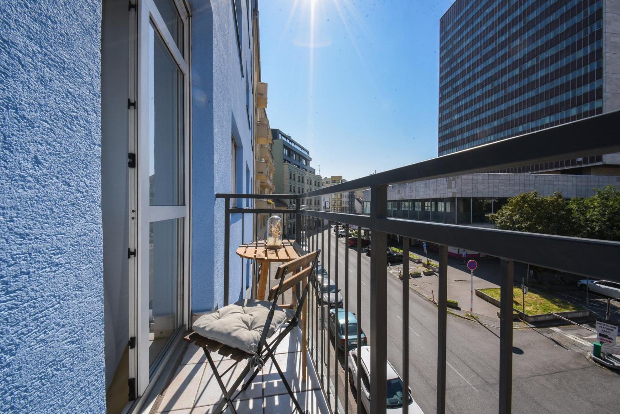 City Center Studio - Comfy & Modern Bratislava Extérieur photo